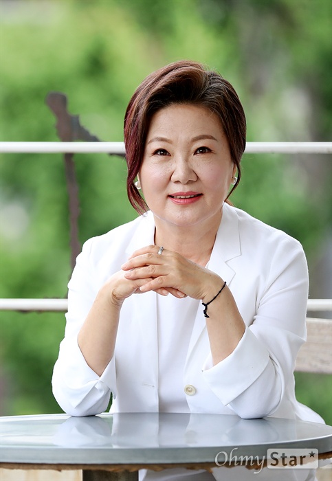 คิมแฮซุก (Kim Hae Sook)