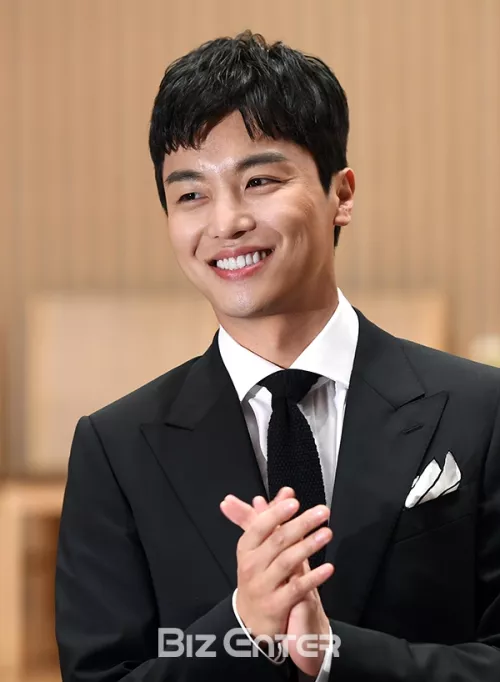 ยอนอูจิน(Yeon Woo Jin)