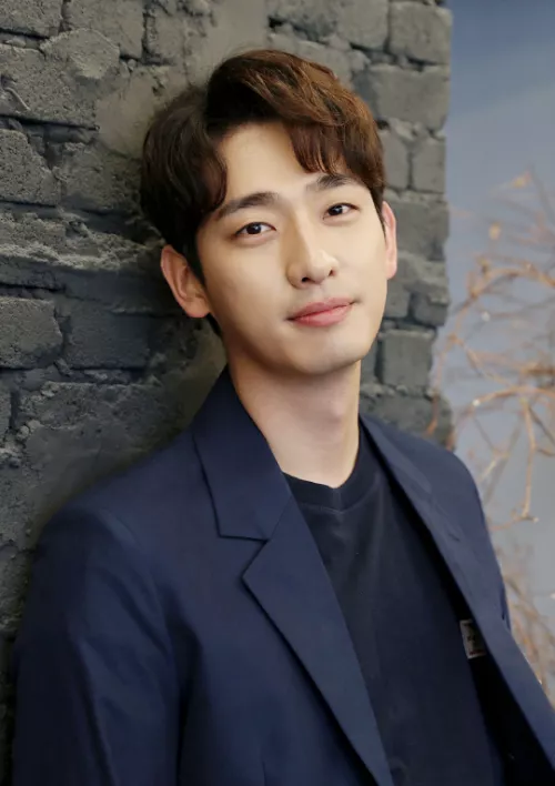 ยุนพัค(Yoon Park)